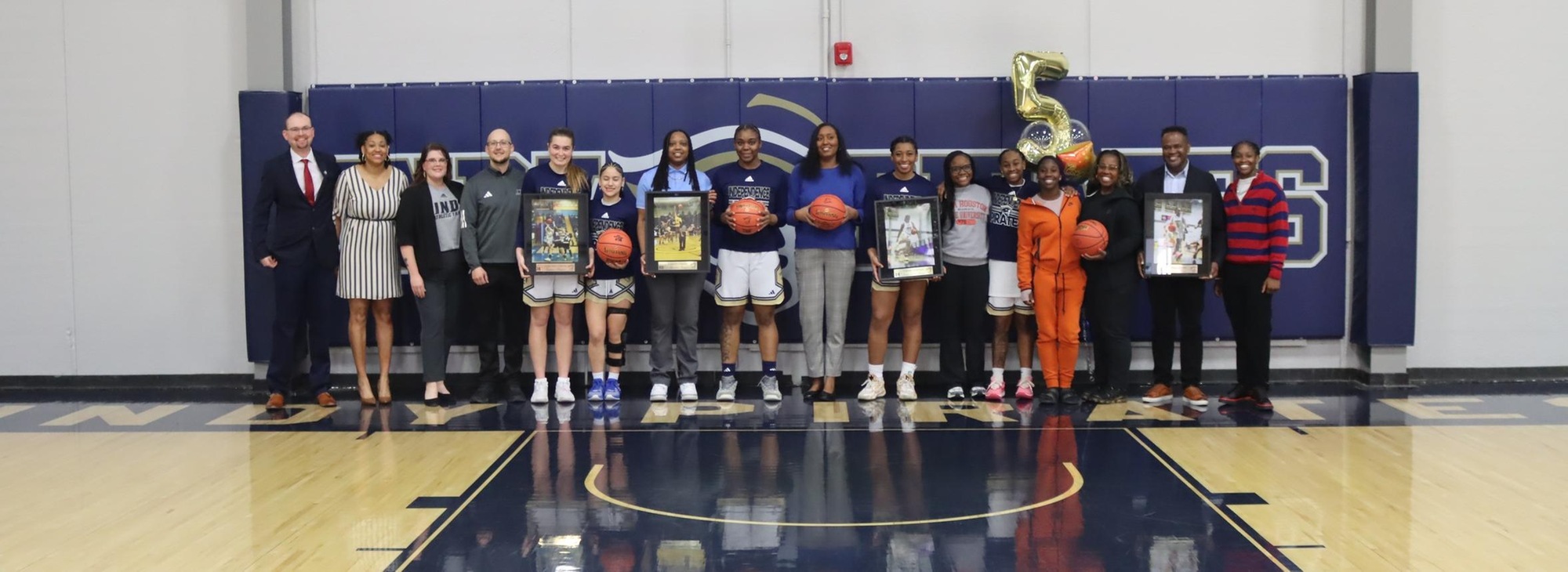 Indy WBB uses huge fourth quarter to clinch playoff spot
