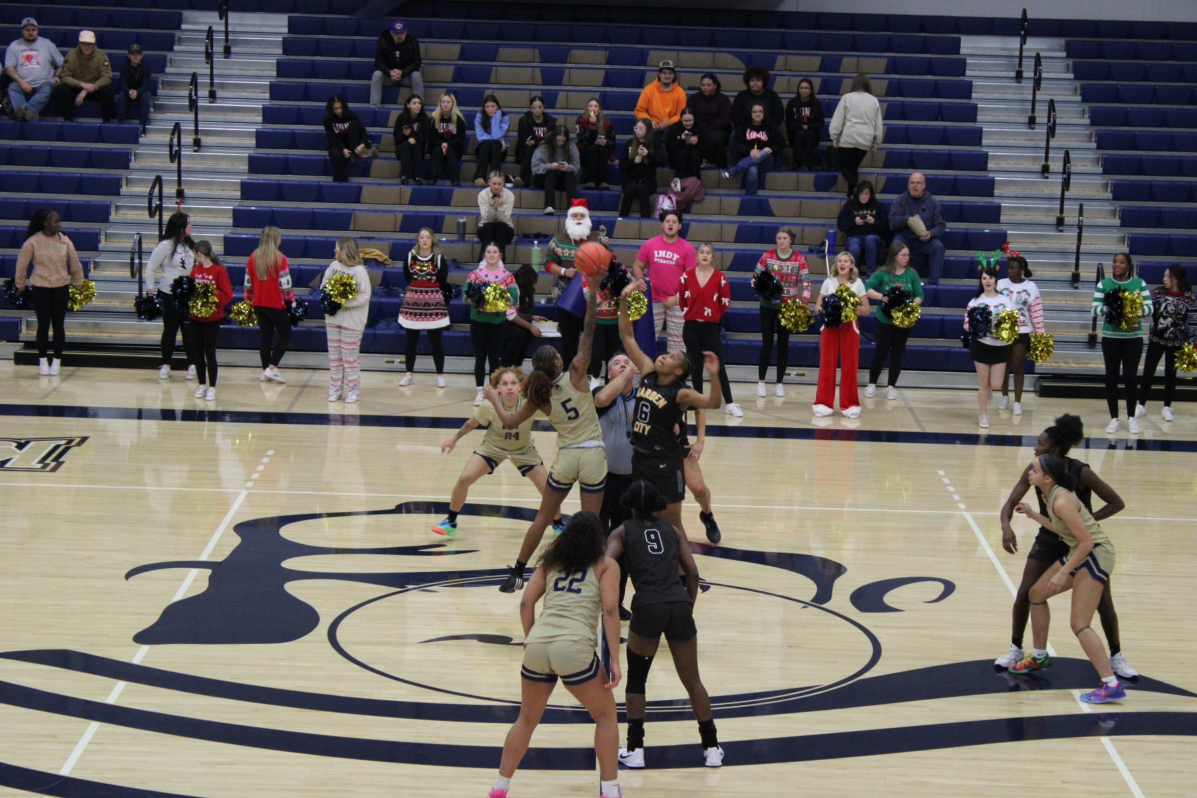 Strong second quarter not enough for Lady Pirates at Cowley