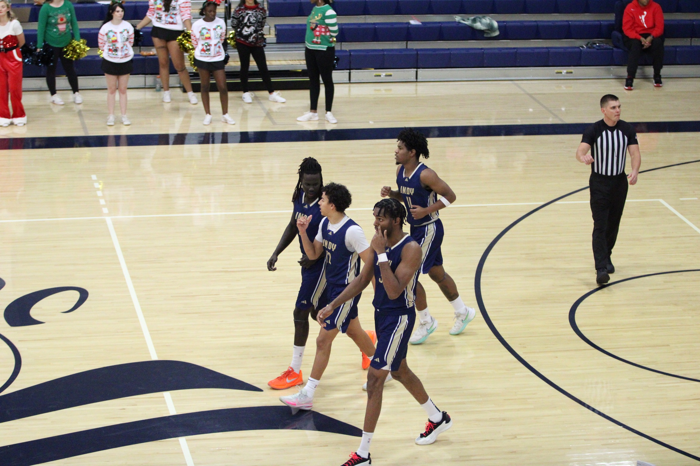 Pirates pull away in second half for signature victory over #25 Garden City