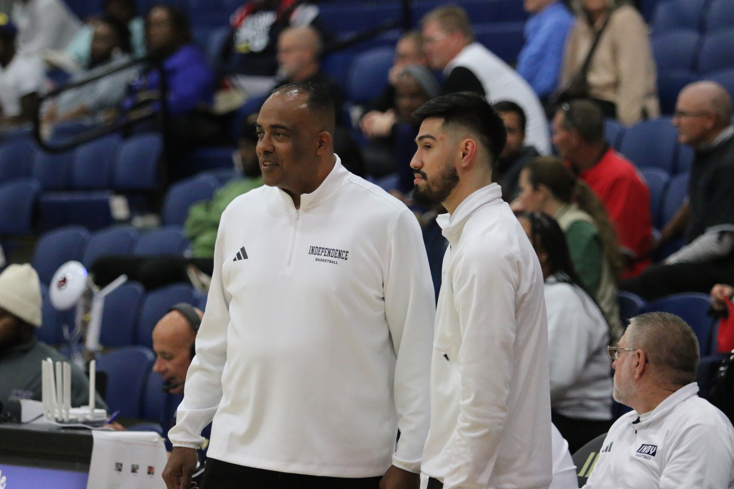 Pirates hang on to win 2025-2026 opener