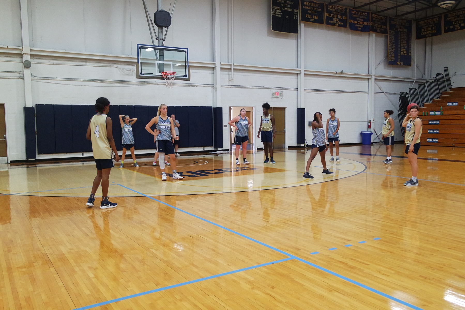 Lady Pirates Pick Up Big&nbsp;Win&nbsp;In&nbsp;Season Opener&nbsp;